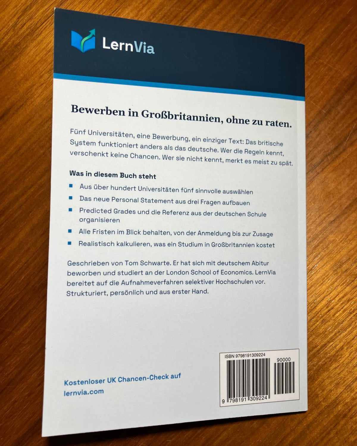 Rückseite des Buchs „Erfolgreich zum Studium in Großbritannien“ mit Inhaltsübersicht und ISBN